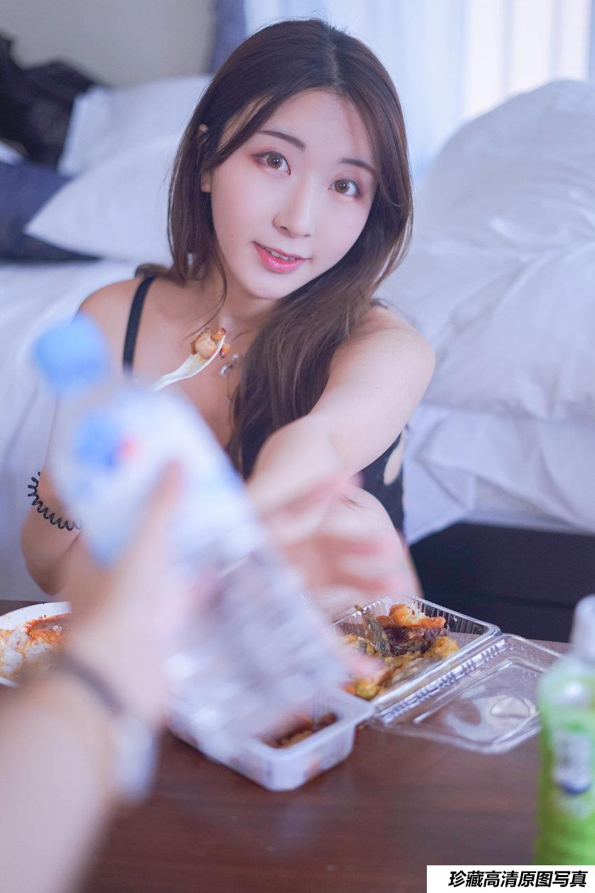 黑川 NO.035 居家 [15P-76MB]