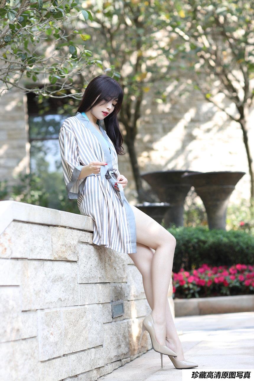 都市丽人芝芝阳光你在灿烂一些 [3V+176P-7.07G]