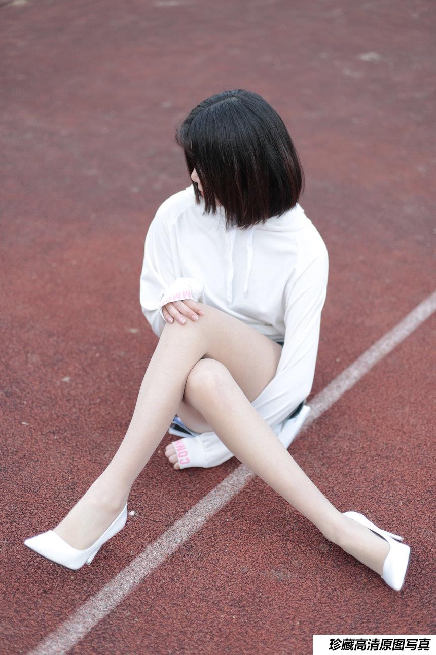 奈丝写真 NO.034 穿过运动场的青春气息-喵璃 [48P+250M]