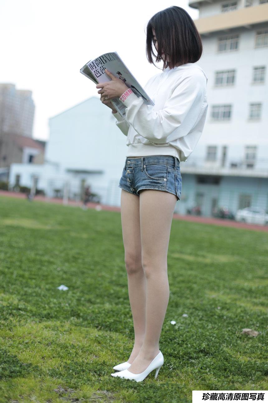 奈丝写真 NO.034 穿过运动场的青春气息-喵璃 [48P+250M]