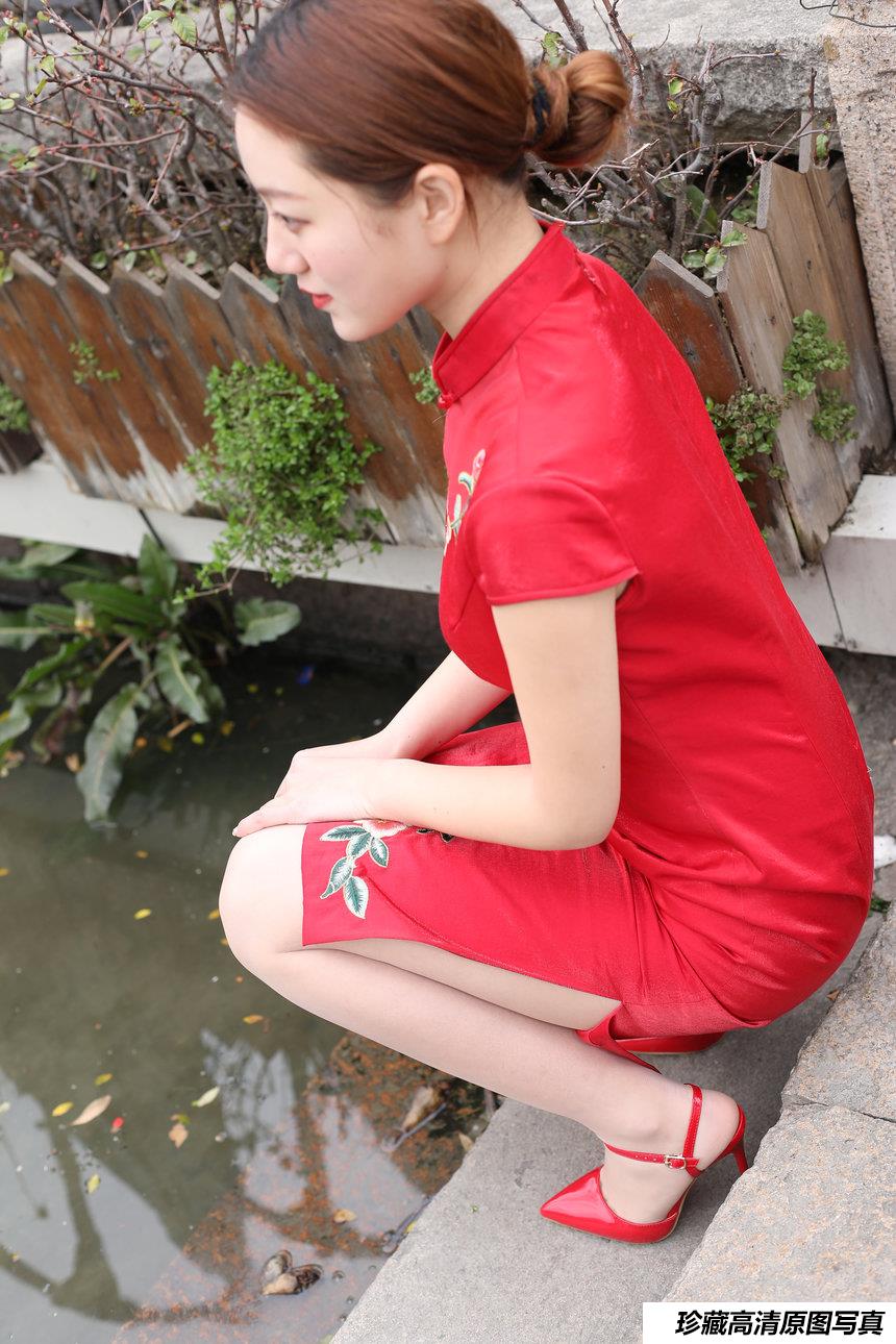 奈丝写真 NO.032 有位佳人，在水一方-毛毛 [41P+187M]