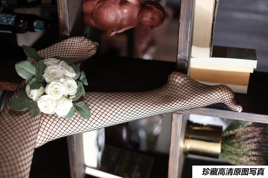 奈丝写真 NO.057 黑色渔网的美腿show–花米 [39P+351M]