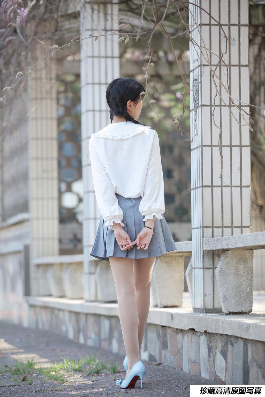 奈丝写真 NO.049 清纯呆萌的学妹-小橙子 [56P+486M]