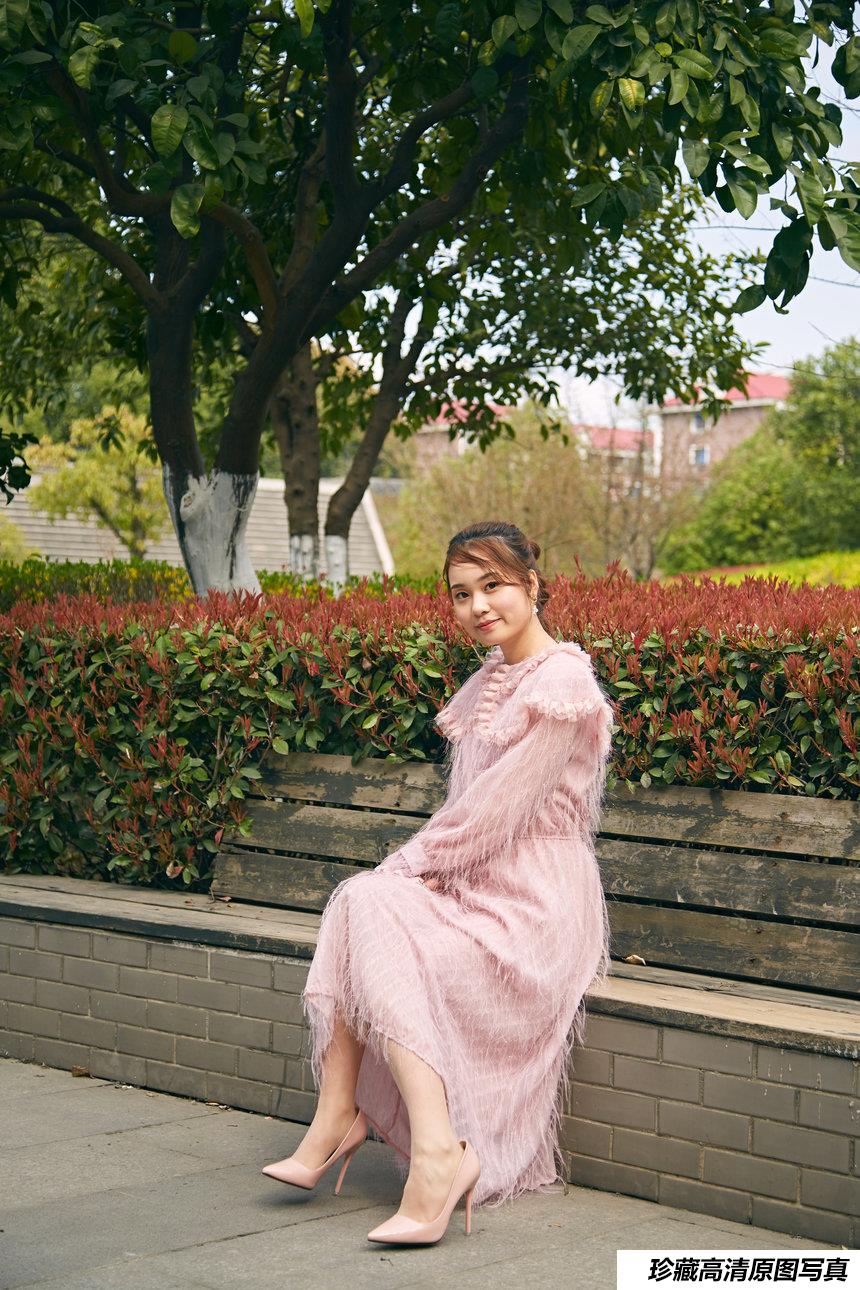 奈丝写真 NO.039 人比花娇-露露 [33P+408M]-绅士图