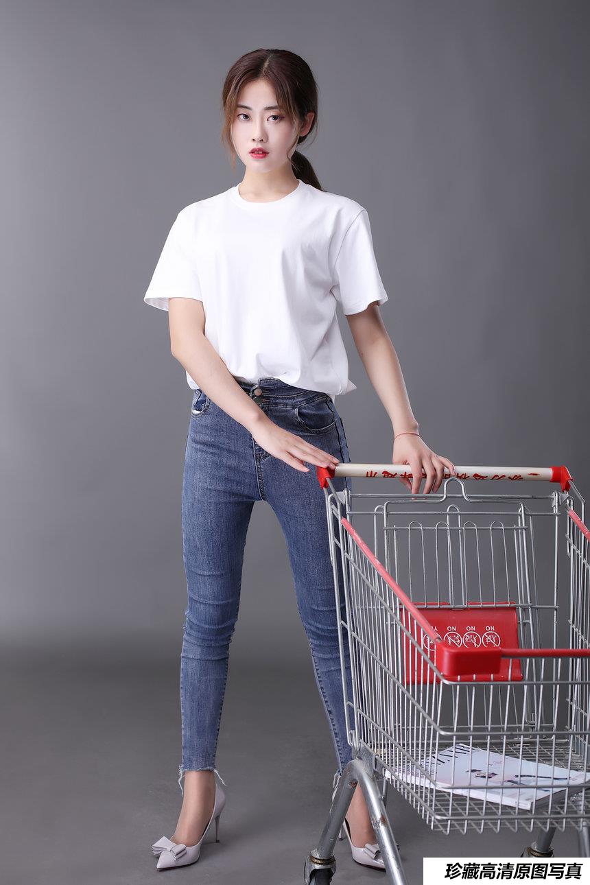 奈丝写真 NO.127 白T牛仔裤里的丝袜-可乐 [37P+592M]-绅士图