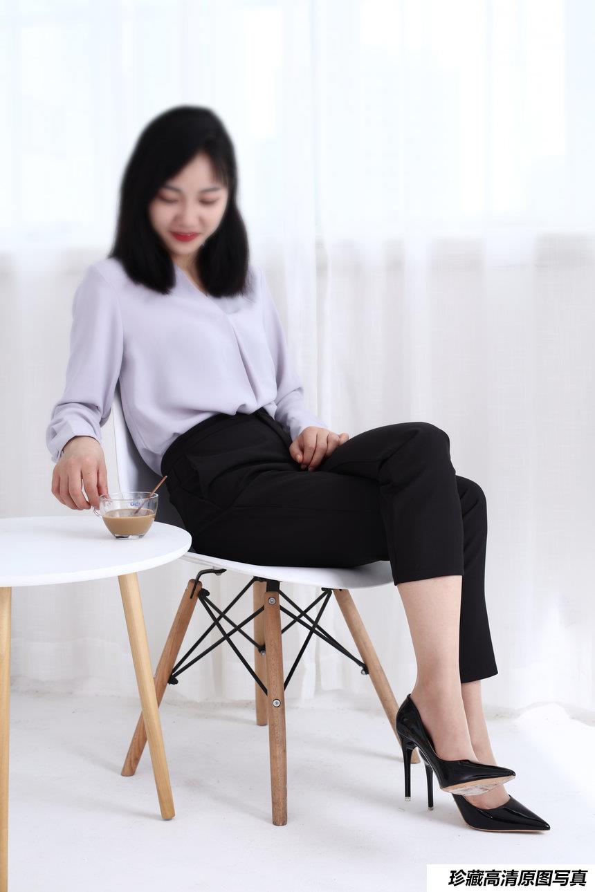 奈丝写真 NO.135 午后咖啡-小啊刀 [39P+400M]-绅士图