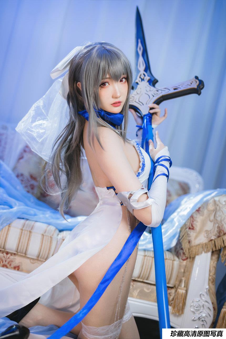 瓜希酱 - NO.38 路易九世礼服 [22P-122MB]