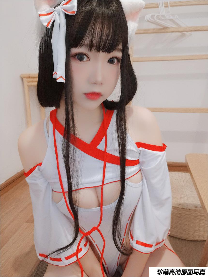 雪晴Astra NO.007 - 神社の猫[96P+9V／661MB]