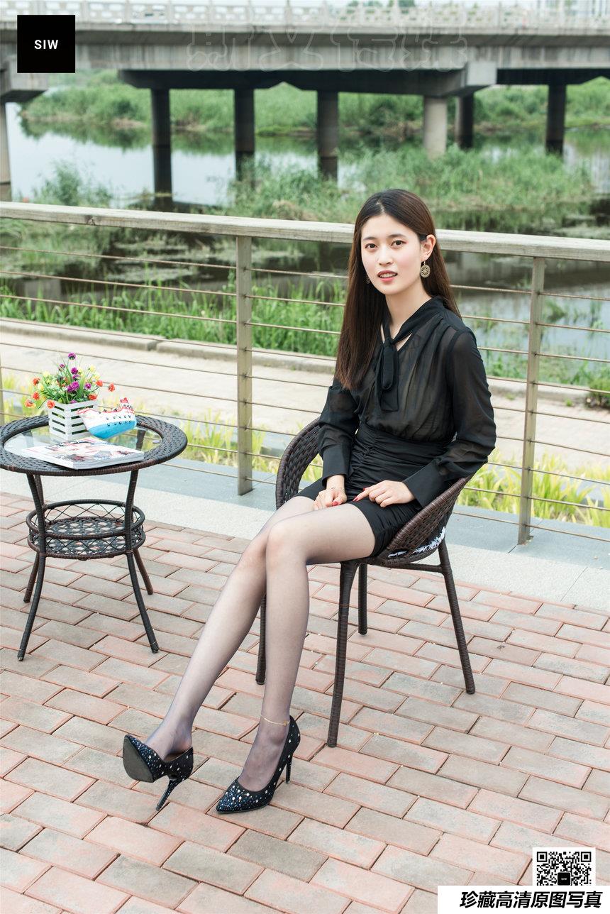 SIW斯文传媒 049 黑色薄纱长袖挂脖丝带连衣裙 - 甄真 [61P-158M]