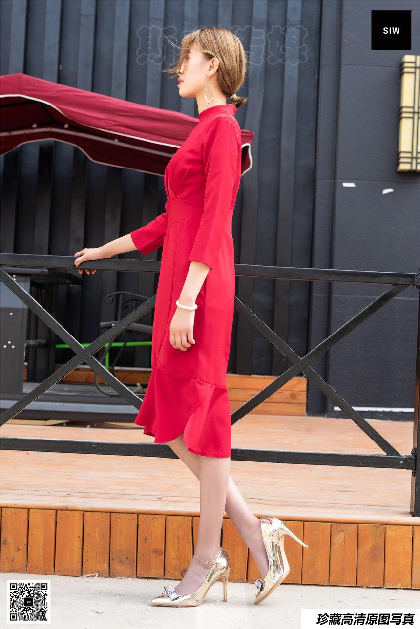 SIW斯文传媒 047 火红立领七分袖别致鱼尾裙 - 新芳 [65P-152M]