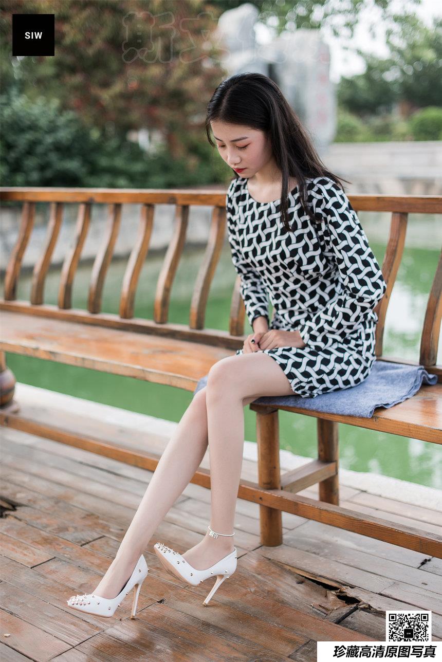 SIW斯文传媒 074 湖心凉亭 - 雯静 [64P-137M]