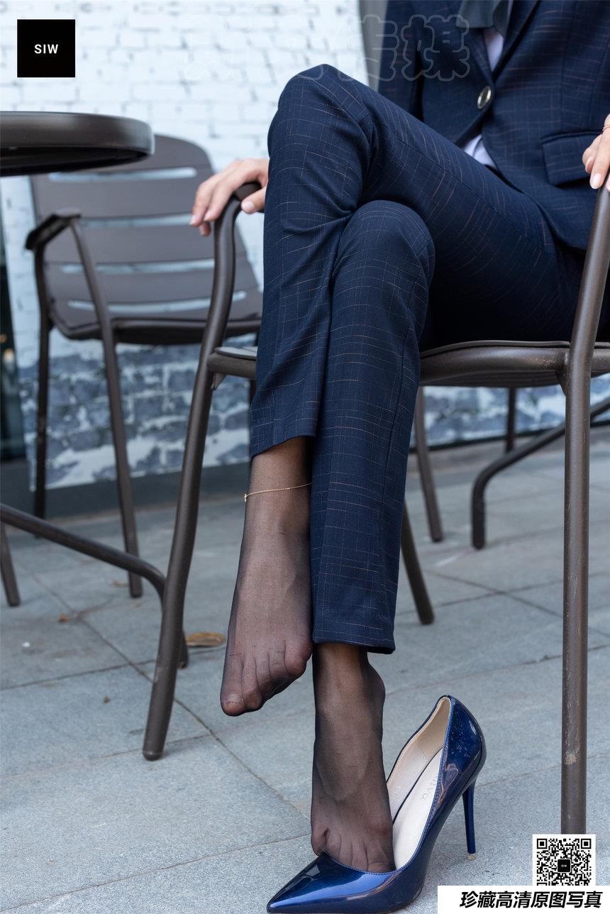 SIW斯文传媒 061 秋冬厚毛呢方格制服优雅修身西装套（蓉儿） [68P-193M]