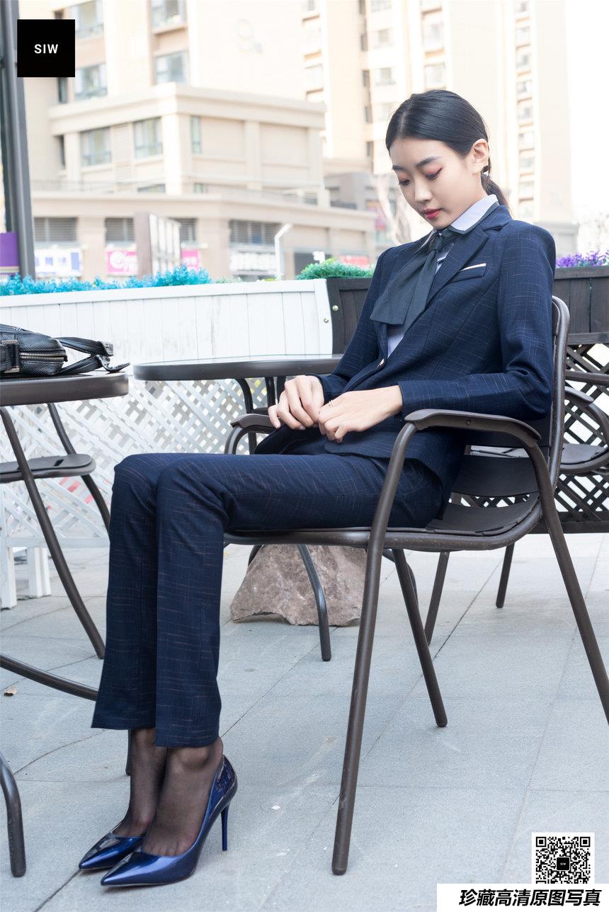 SIW斯文传媒 061 秋冬厚毛呢方格制服优雅修身西装套（蓉儿） [68P-193M]