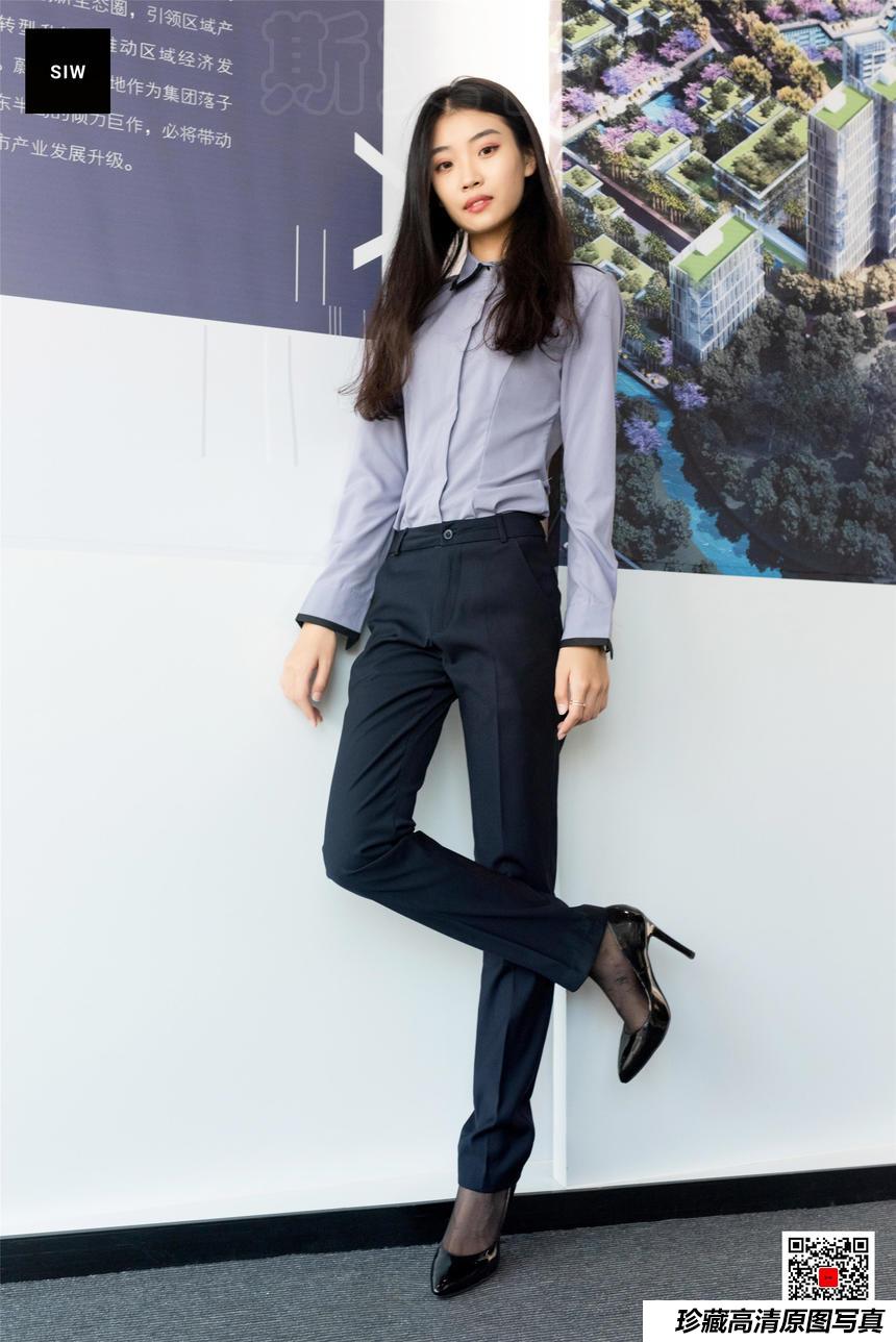 SIW斯文传媒 086 嘉慧 长袖立领茄紫色蝴蝶结淑女套裙 [69P-52M]