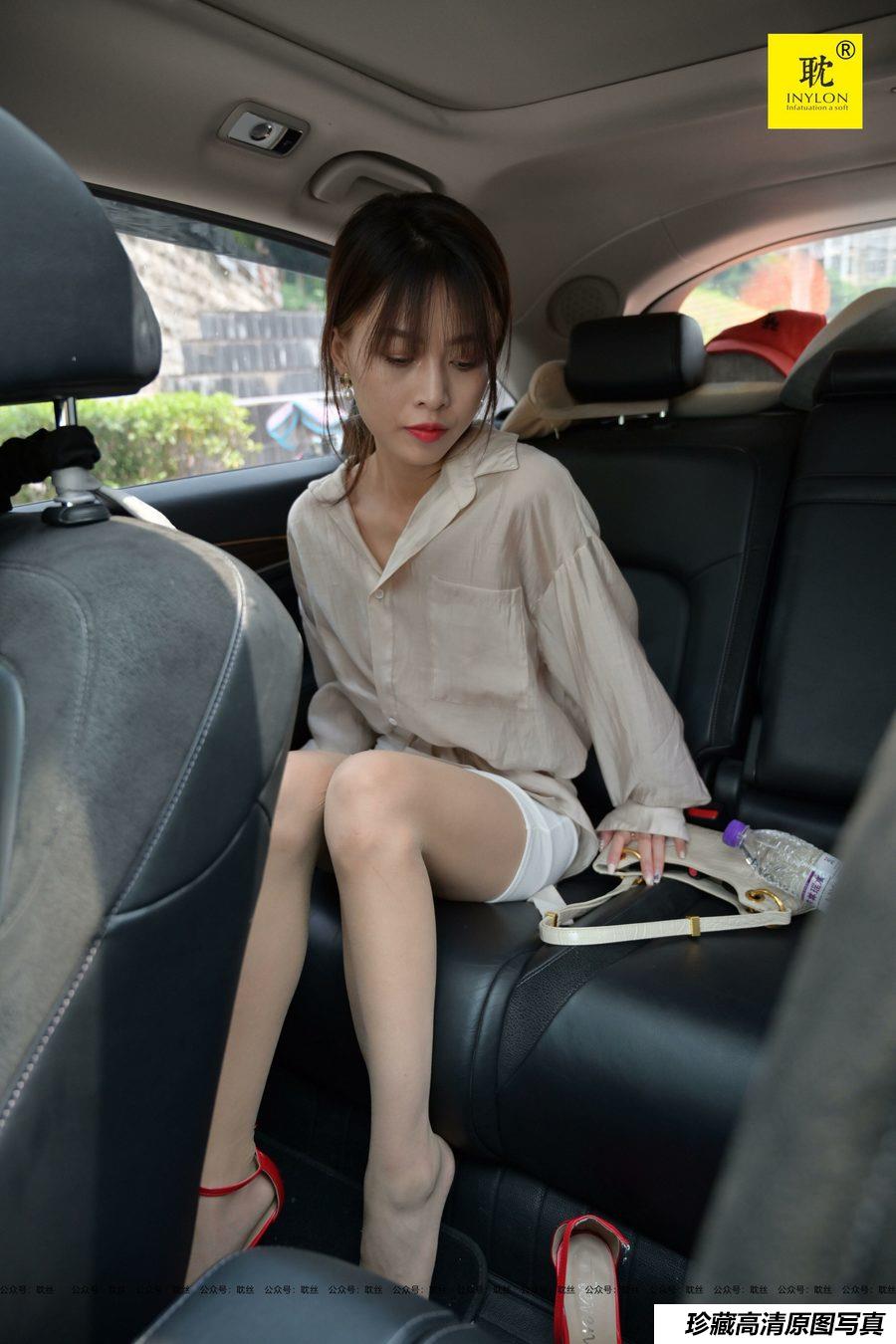 [IESS异思趣向]002 耽丝 第N种幻想之《一个人下班》② [94P／218MB]