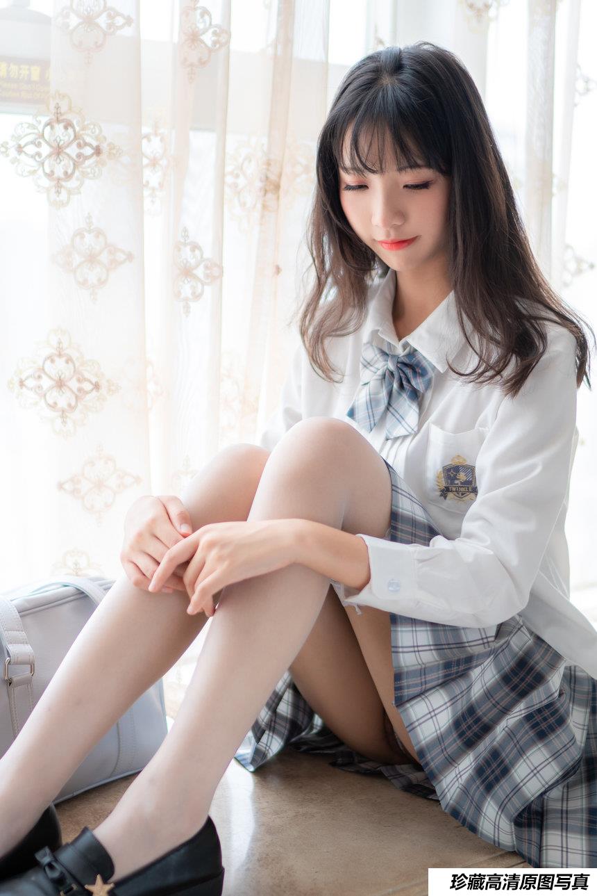 西瓜少女 NO.018    JK格子裙[23P-150M]