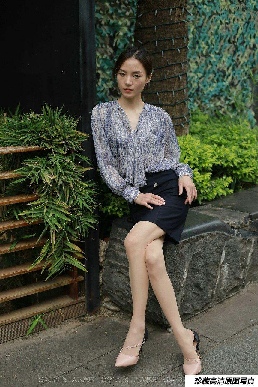 [IESS异思趣向] 2021.10.23 丝享家955：小六《带你去散步》[91P／143MB]