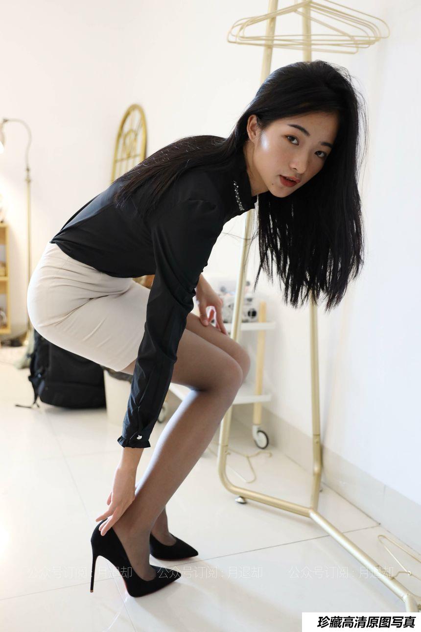 [IESS异思趣向] 耽丝014：宁宁 新来的实习秘书宁宁[75P／36.1MB]