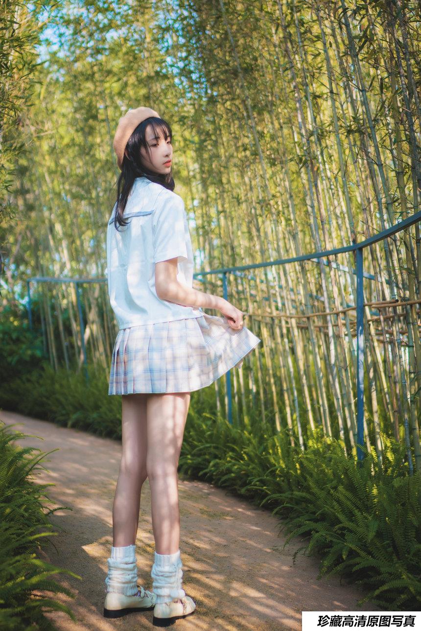 西瓜少女 NO.004   -  白云森林短袖无外套 [39P-408MB]-绅士图