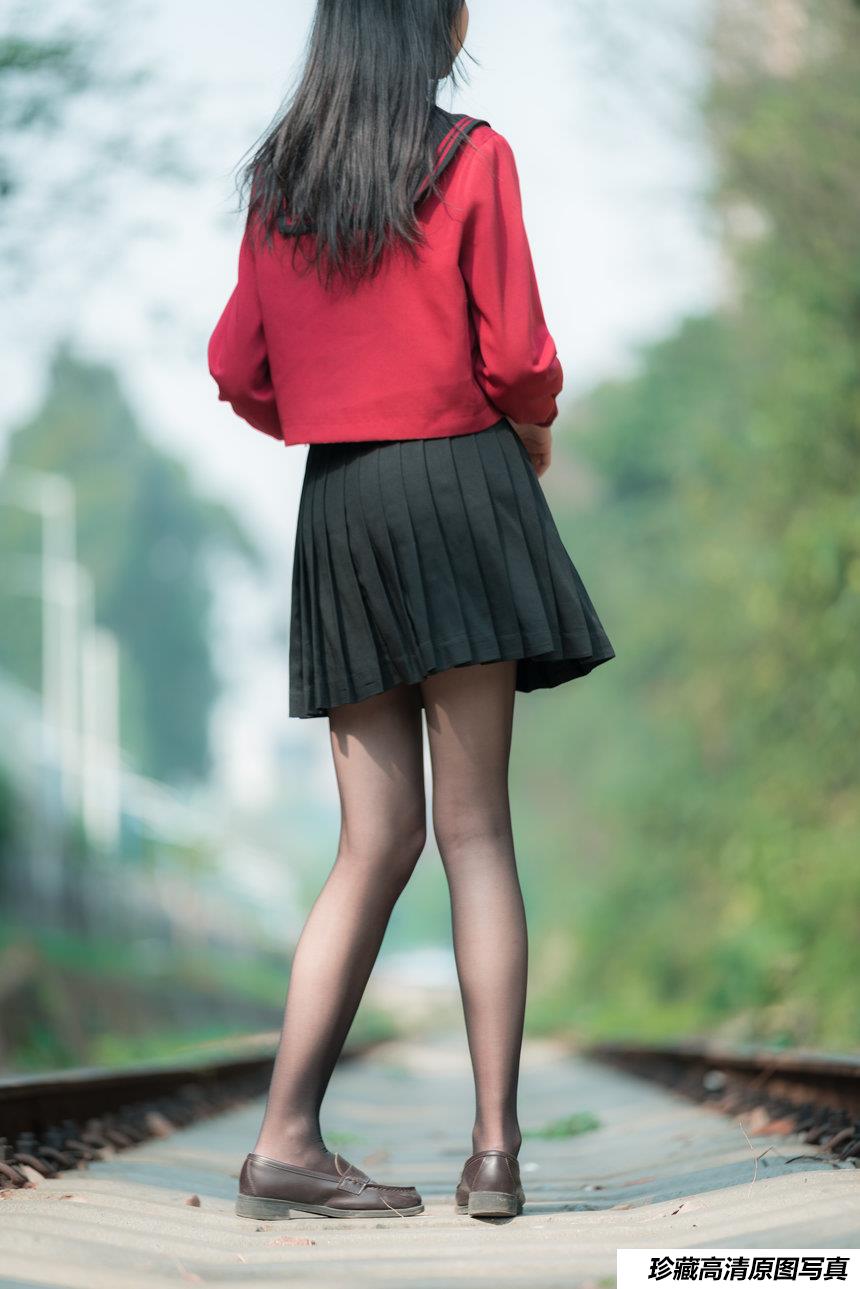 西瓜少女 NO.013   铁轨成片 [47P-721MB]