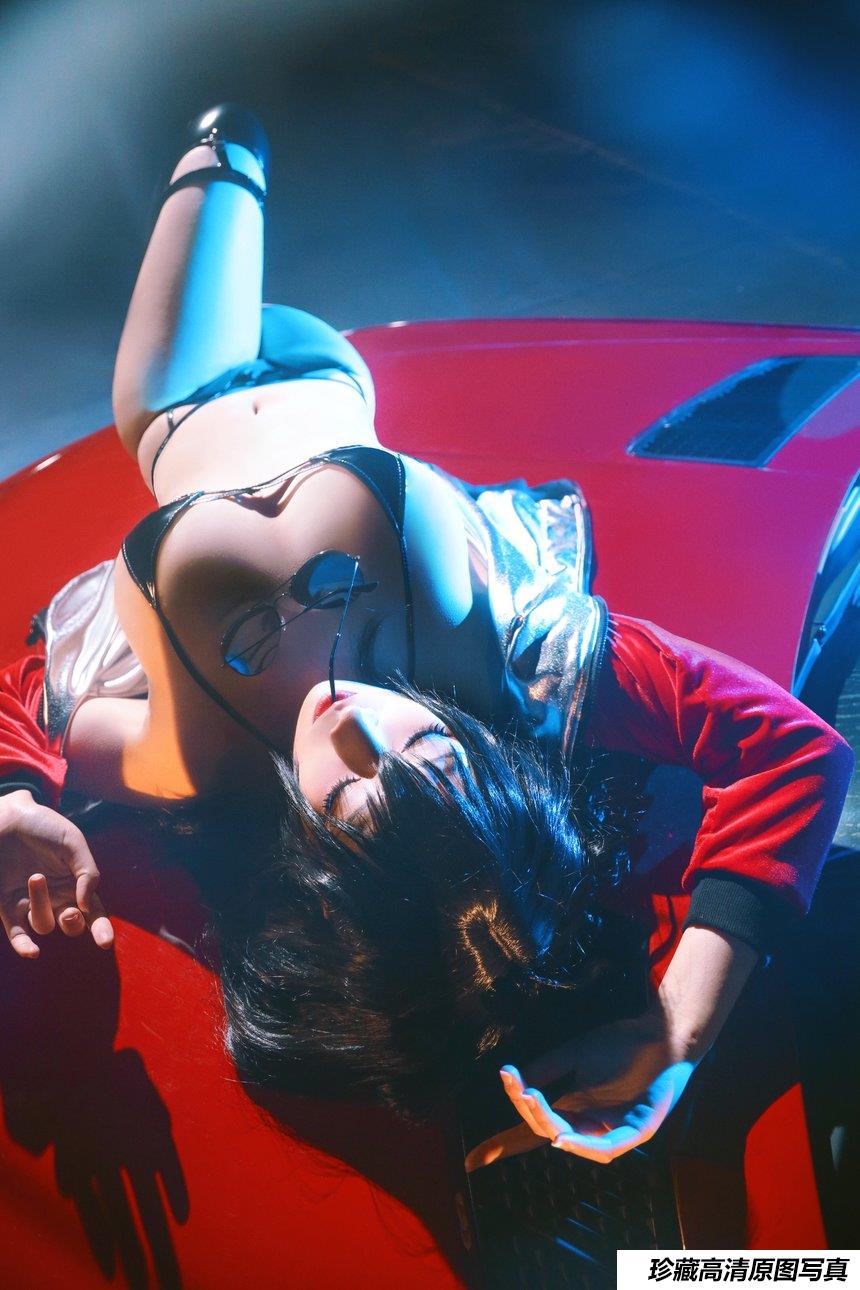 念念_D NO.012 奶光僵尸娘自拍 [21P-53MB]