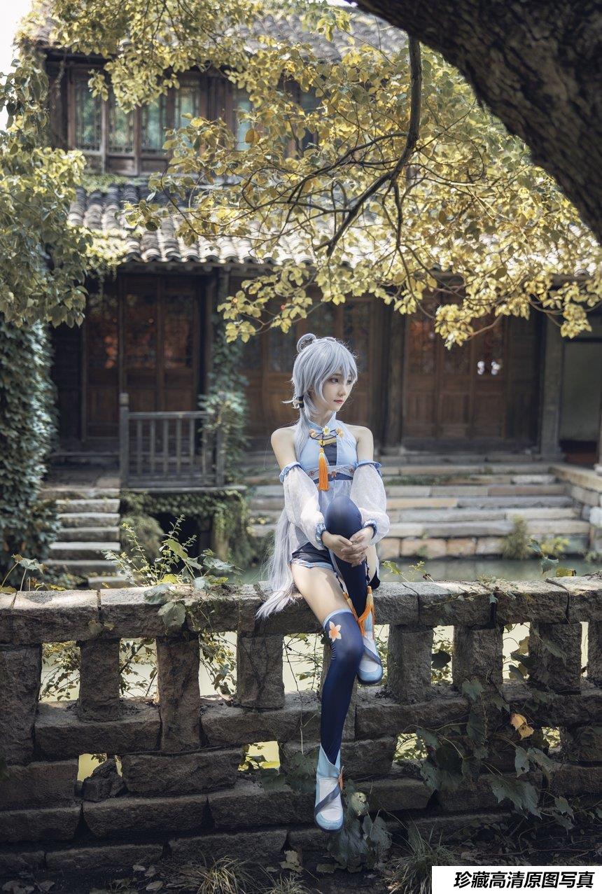 南桃Momoko NO.19 洛天依花语嫣然 [10P-17MB]