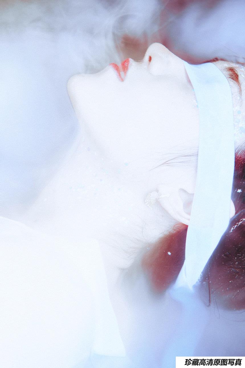 南桃Momoko NO.42 蓝汉服 [16P-82MB]