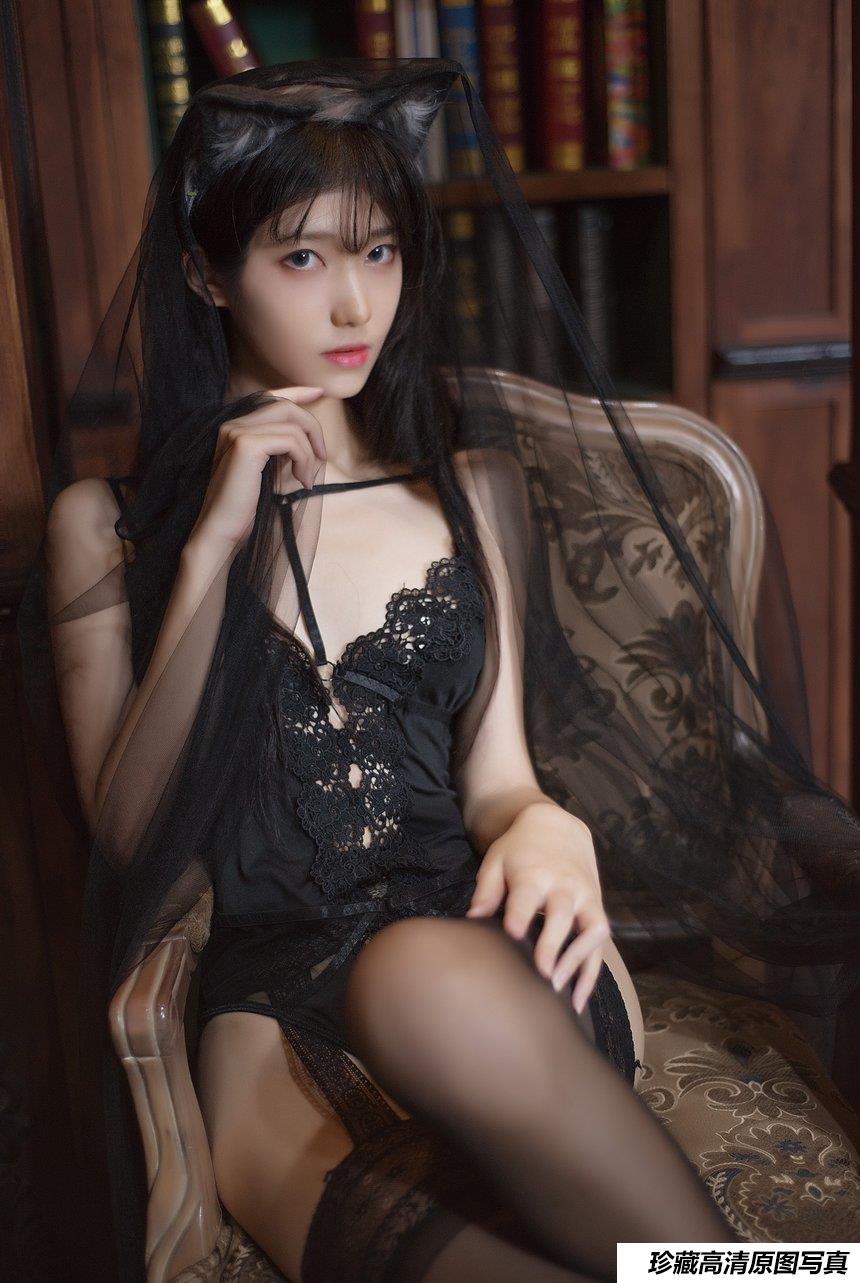 南桃Momoko NO.73 兽 [18P-55MB]