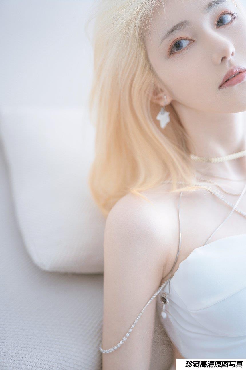 南桃Momoko NO.74 白色制服 [9P-25MB]