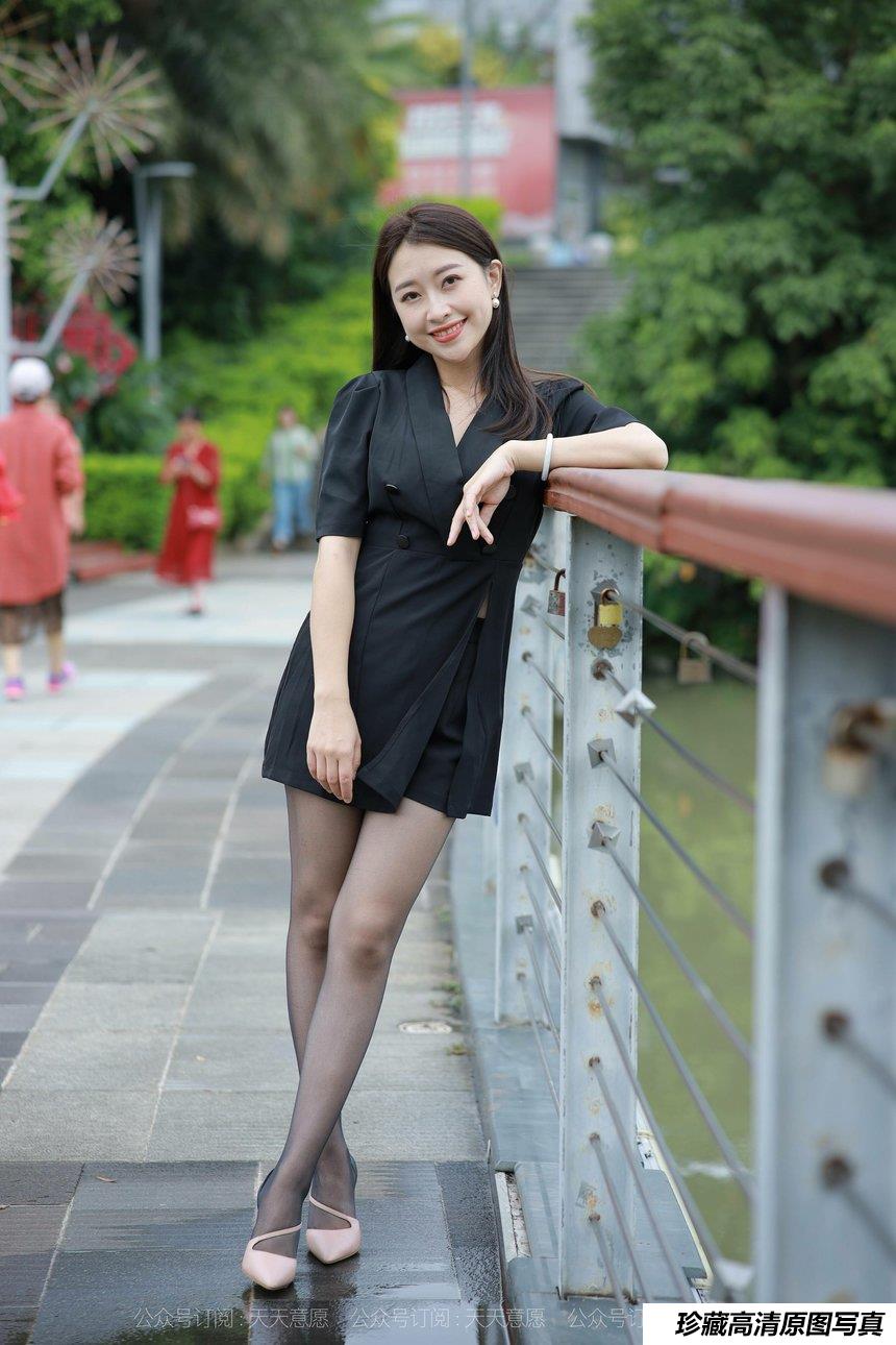 [IESS异思趣向] 2021.10.20 丝享家953：小婕《桥上的美女》[96P／165MB]