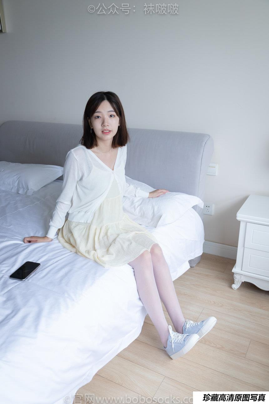 [BoBoSocks袜啵啵]NO.005 小甜豆-帆布鞋、薄白丝[133P+1V／3.12GB]