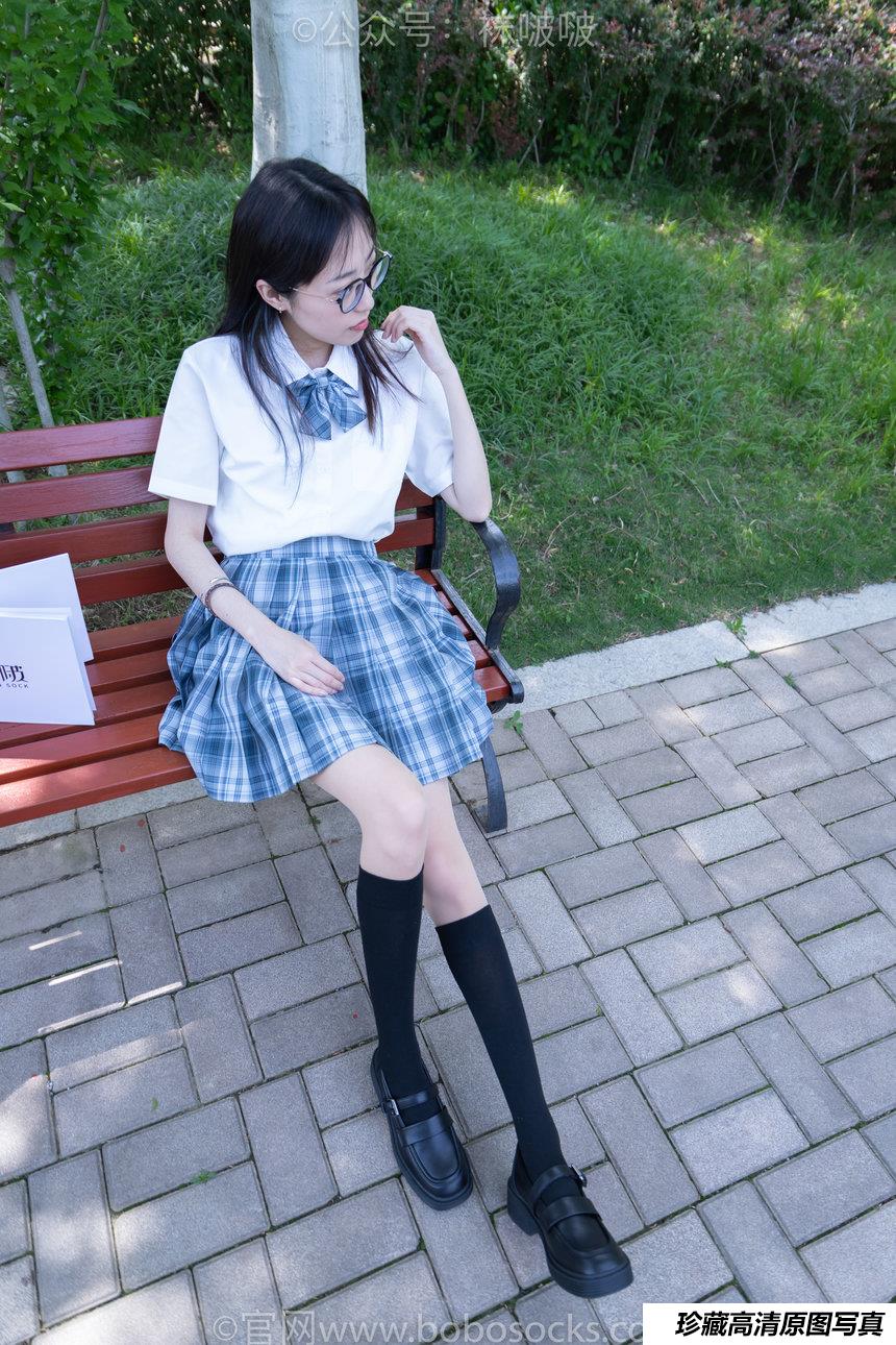 [BoBoSocks袜啵啵]NO.007 稚予-JK制服、皮鞋、黑色中筒棉袜、肉丝[143P+1V／3.48GB]-绅士图