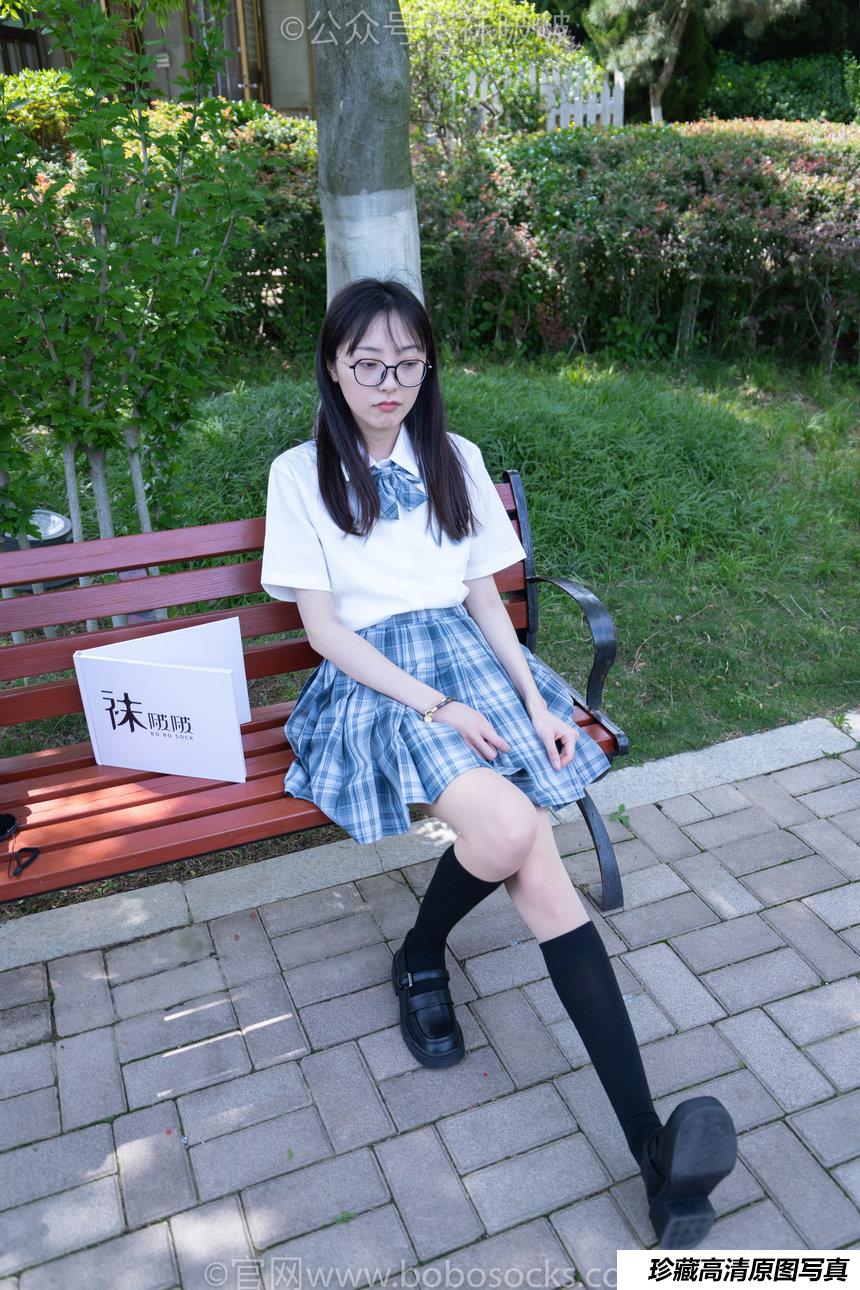 [BoBoSocks袜啵啵]NO.007 稚予-JK制服、皮鞋、黑色中筒棉袜、肉丝[143P+1V／3.48GB]