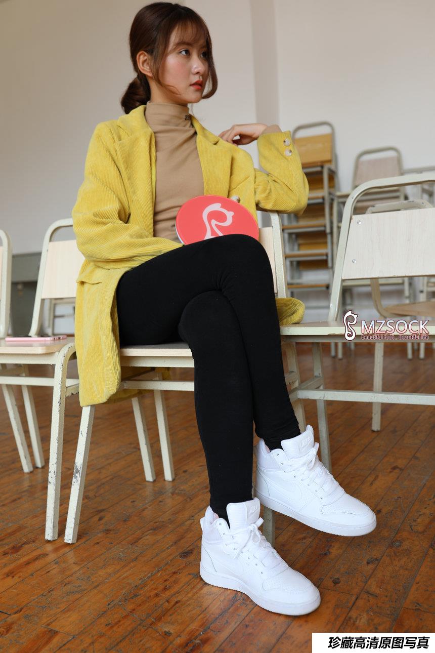 [MZSOCK]爱美足 NO.002 佳妹[132P／396MB]