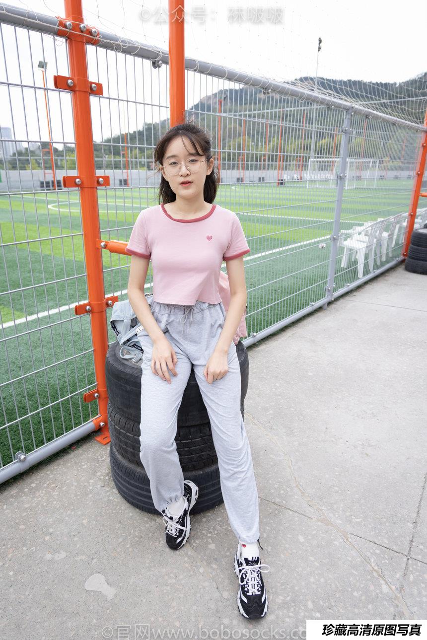 [BoBoSocks袜啵啵]NO.016 熊熊-斯凯奇运动鞋、棉袜（踩脏）、裸足[147P+1V／4.71GB]