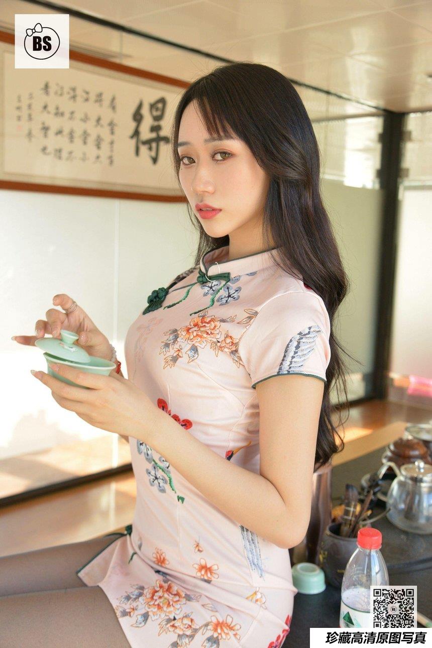 我丝你想 MX013 美西 新来的女助理3 [73P-100MB]