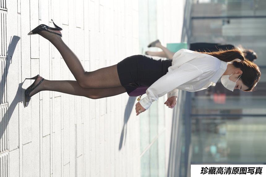 都市丽人黑丝小姐姐 [135P+1V-1.7G]