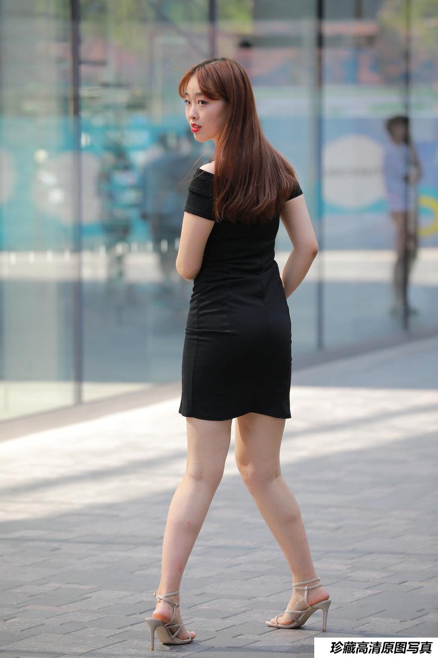 都市丽人黑色连体裙小姐姐 [78P+4V-2.41G]