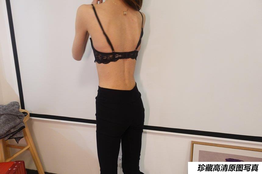 [ROSI写真]2022.03.15 NO.3753[50+1P／62.4MB]