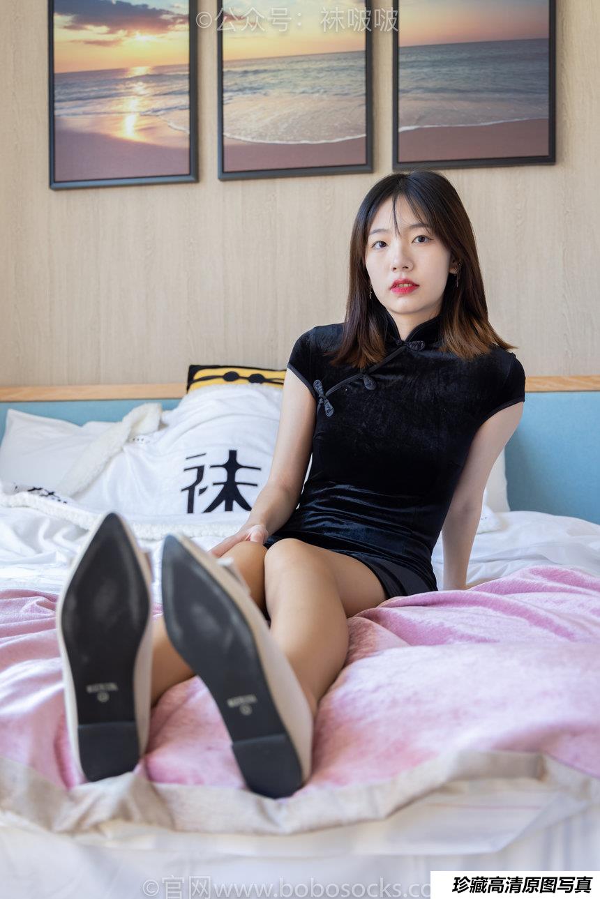 [BoBoSocks袜啵啵] NO.035 小甜豆-平底鞋、薄灰丝、薄咖啡丝 [133P 1V 6.07G]