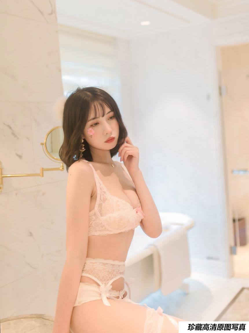 念雪ww 蜜桃拿铁 [36P-365MB]