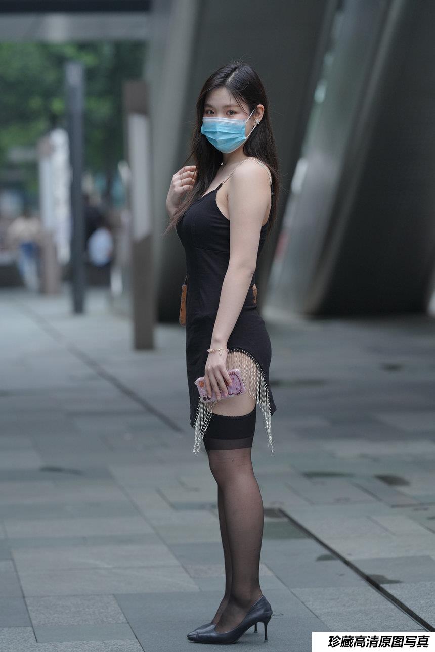 都市丽人漂亮的吊带黑丝美女 [173P+1V-2.52G]