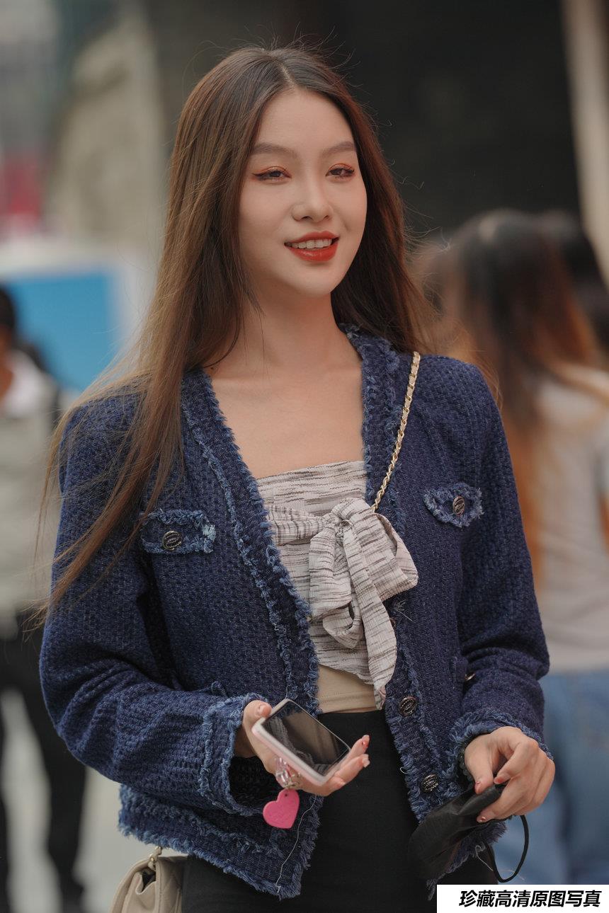 都市丽人短黑色裤 [140P+1V-2.08G]