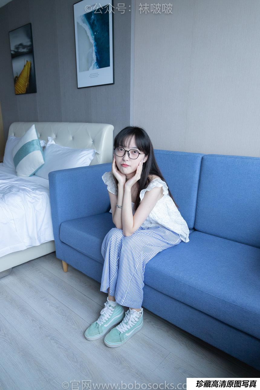 [BoBoSocks袜啵啵]NO.027 稚予- vans、白色棉袜、肉丝[136P+1V／3.35GB]