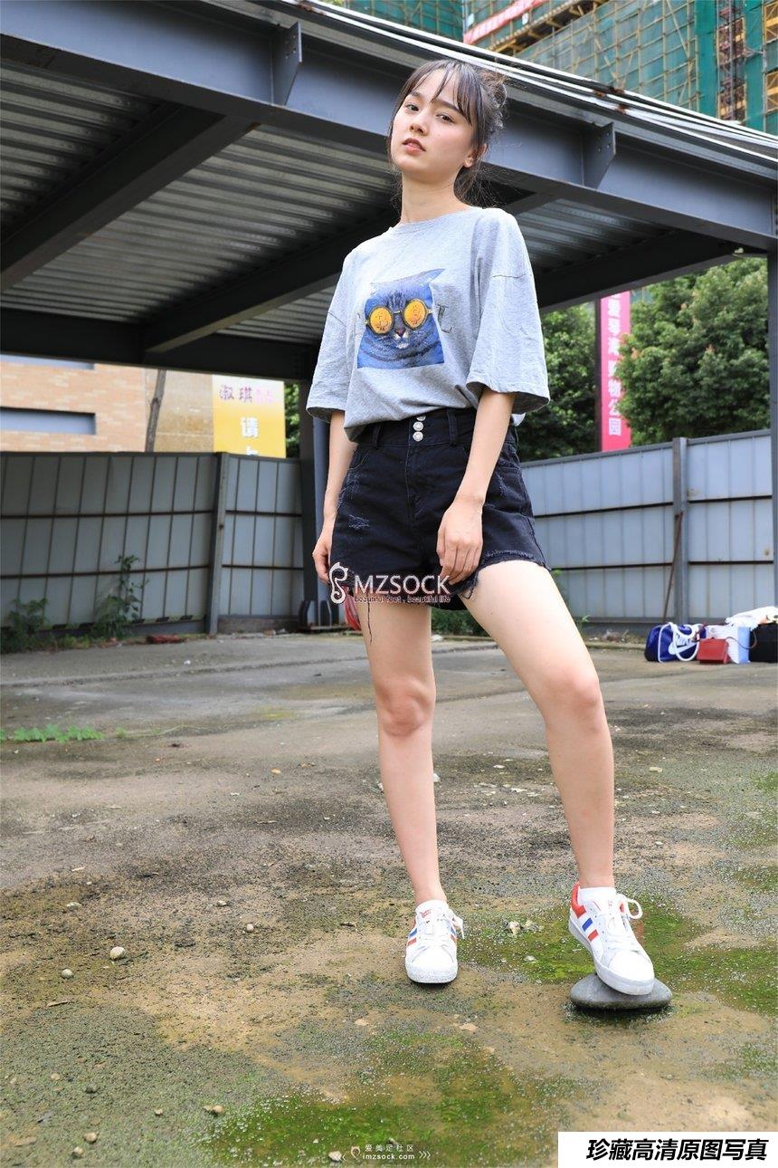 [MZSOCK]爱美足 NO.049 悦悦[122P／403MB]