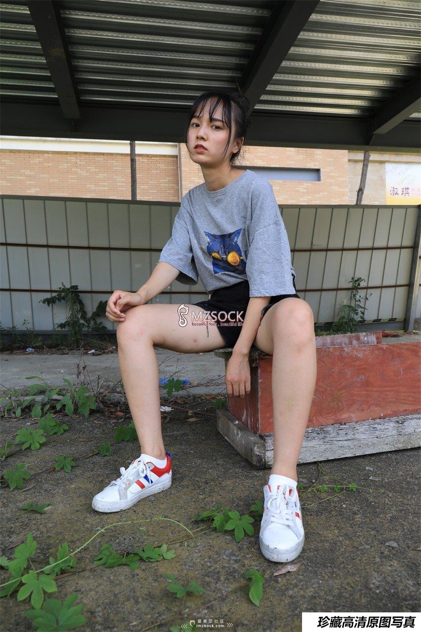 [MZSOCK]爱美足 NO.049 悦悦[122P／403MB]