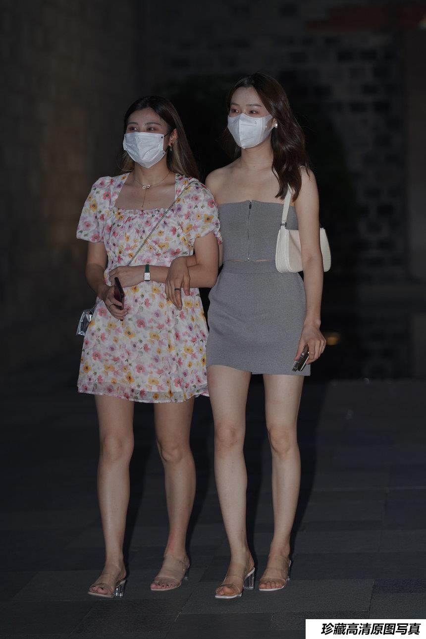 都市丽人高腰半身臀裙瘦身美女 【58P+1V-749MB】