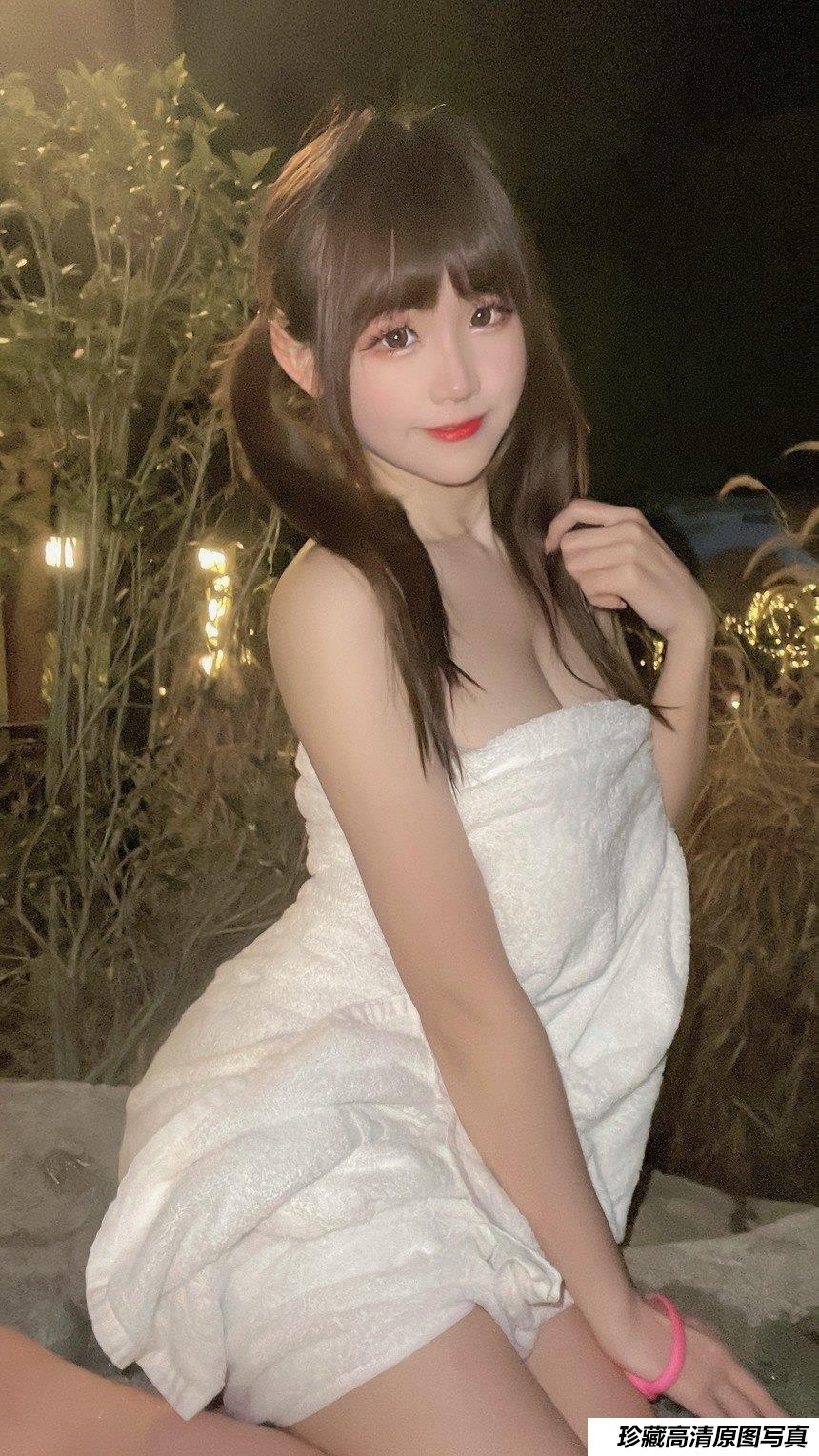 miko酱ww - NO.01 泡汤啦 [18P3V-269MB]