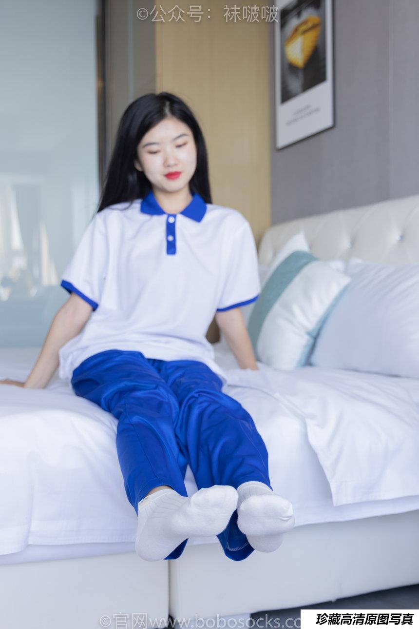 [BoBoSocks袜啵啵]NO.039 小奶熊-校服、vans帆布鞋、短白棉袜、裸足[154P+1V／7.00GB]-绅士图