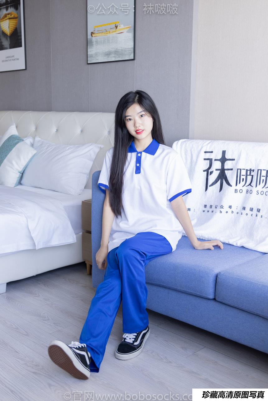 [BoBoSocks袜啵啵]NO.039 小奶熊-校服、vans帆布鞋、短白棉袜、裸足[154P+1V／7.00GB]